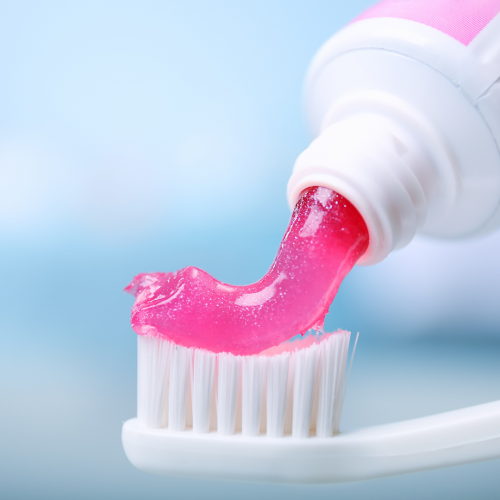 Le fluor dans les dentifrices : est-il dangereux pour la sant&eacute; dentaire ?