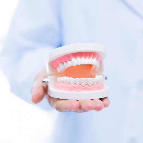 Quand changer son dentier ? 